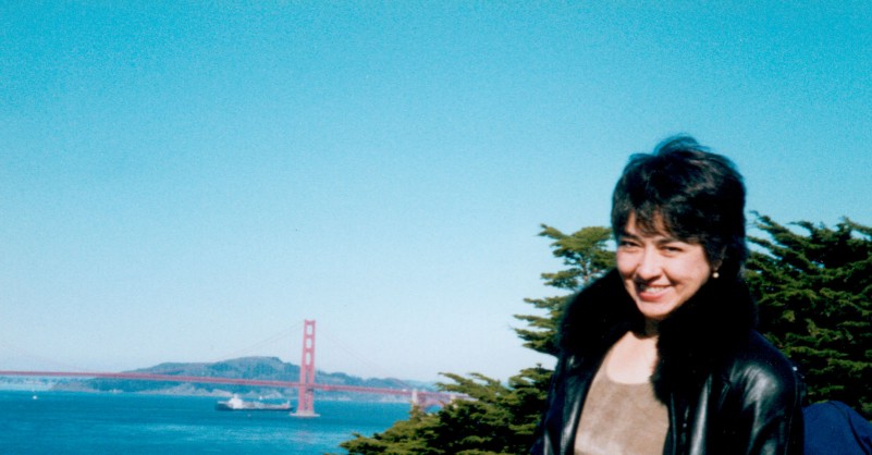 Nigora-Golden_Gate.jpg (66520 bytes)